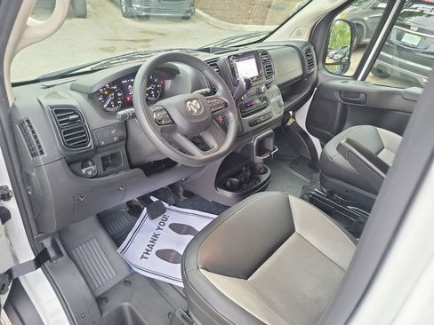 Used 2025 RAM ProMaster 3500 w/ Convenience Group FWD image 19