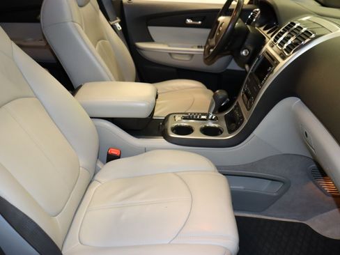 Used 2008 GMC Acadia SLT AWD/4WD image 35