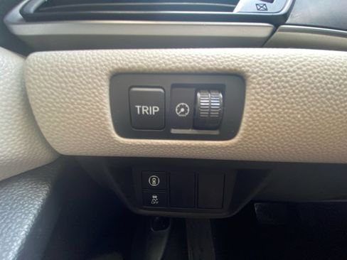Used 2020 Honda Accord EX image 18