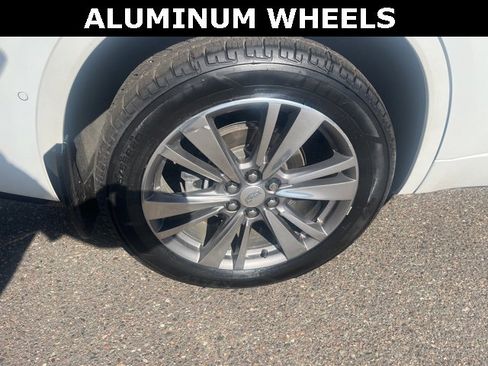 Used 2021 Cadillac XT6 Premium Luxury image 9