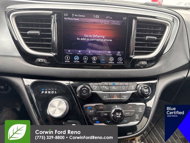 Used 2020 Chrysler Pacifica Touring-L Plus FWD image 18