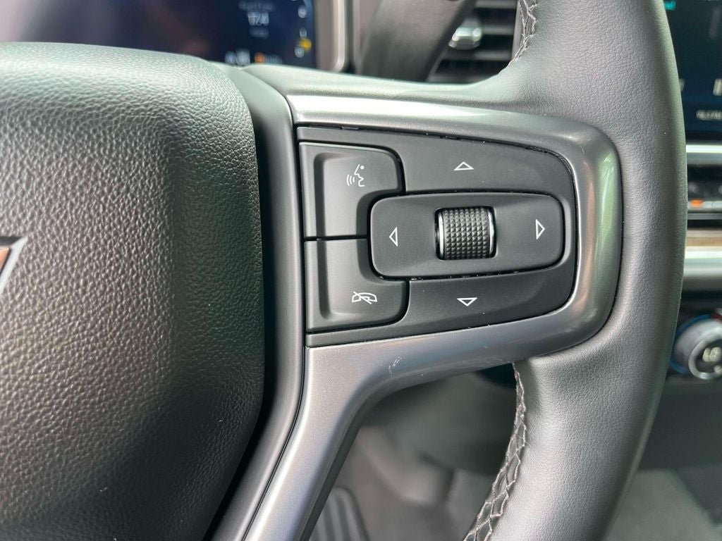 Used 2026 Chevrolet Silverado 1500 RST AWD/4WD image 31