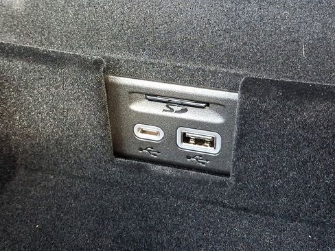 Used 2023 Cadillac XT5 Premium Luxury image 24