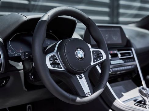 Used 2022 BMW 840i Convertible RWD image 35