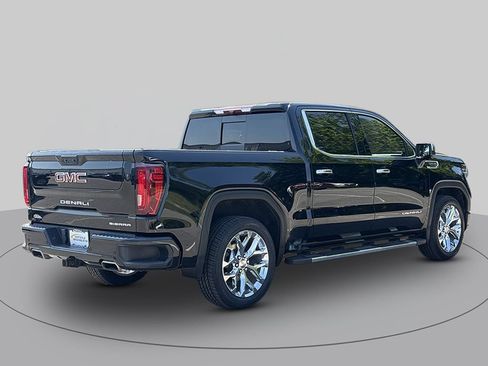 Used 2022 GMC Sierra 1500 Denali AWD/4WD image 3