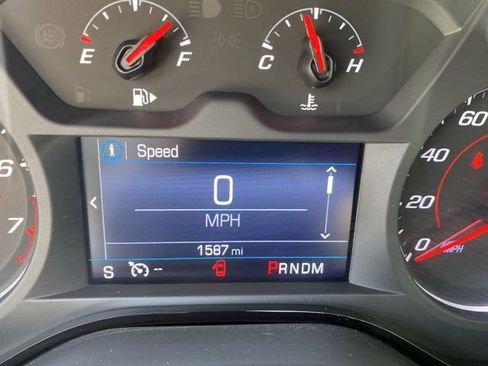 Used 2023 Chevrolet Camaro LT w/ RS Package image 22