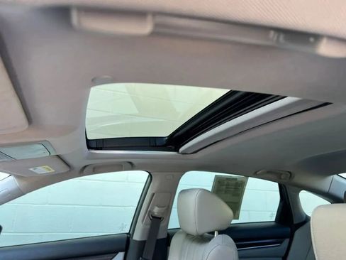 Used 2019 Honda Accord EX-L image 27