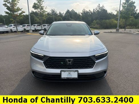 Certified 2025 Honda Accord LX image 2