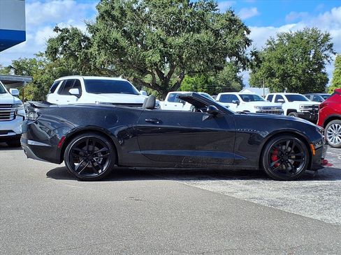 Used 2024 Chevrolet Camaro LT image 3