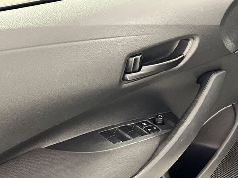 Used 2023 Toyota Corolla LE image 15
