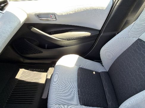 Certified 2023 Toyota Corolla SE FWD image 12