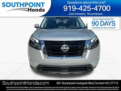 Used 2025 Nissan Pathfinder SV