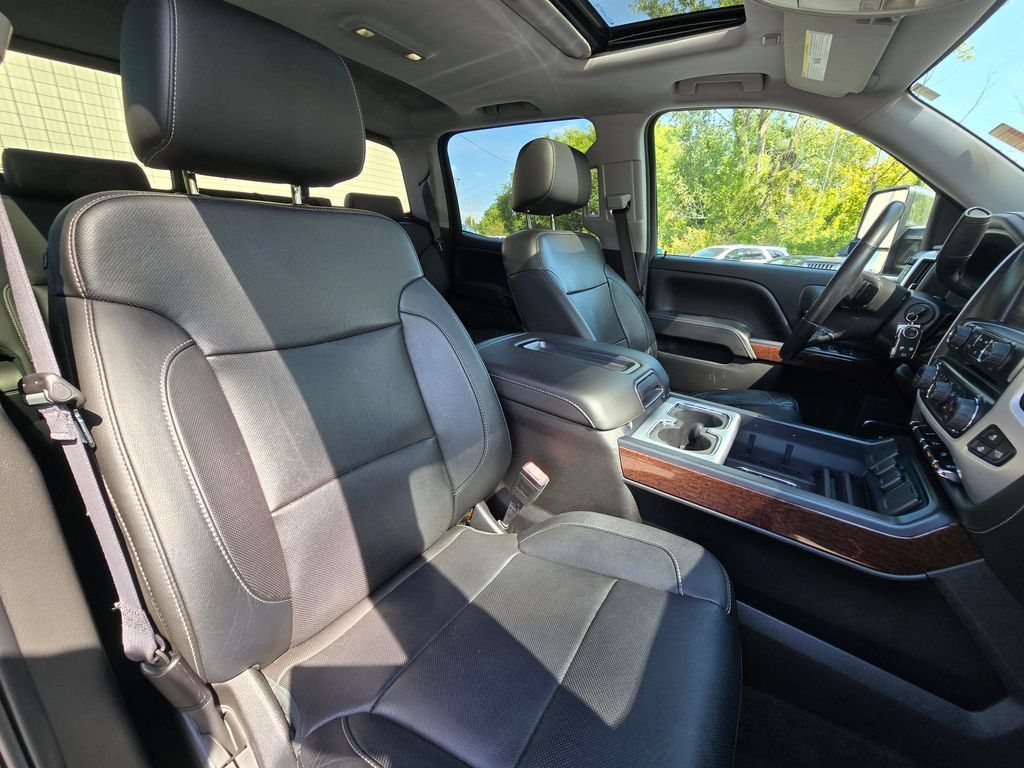 Used 2015 GMC Sierra 1500 SLT w/ SLT Crew Cab Value Package AWD/4WD image 23