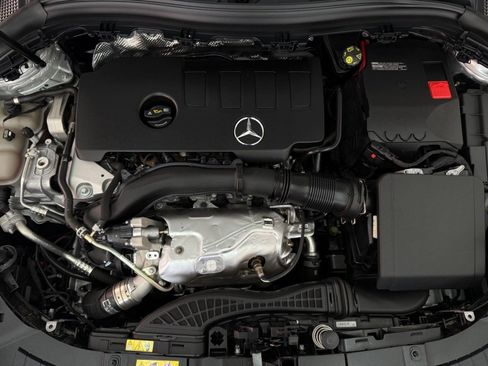 Used 2023 Mercedes-Benz GLA 250 image 31