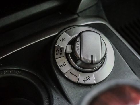 Used 2024 Toyota 4Runner Limited AWD/4WD image 64