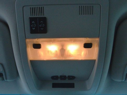 Used 2007 Chevrolet Avalanche LTZ image 26