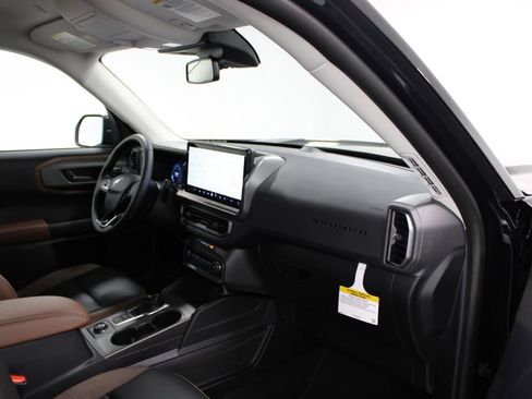 New 2025 Ford Bronco Sport Outer Banks image 27