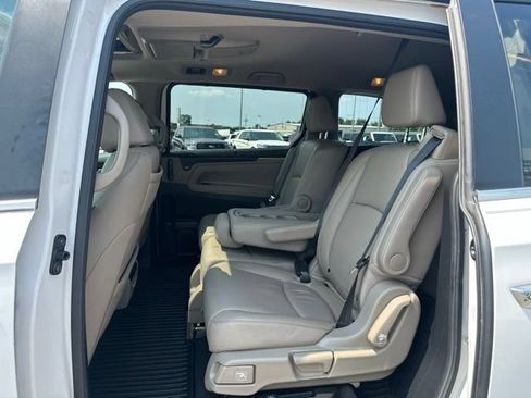 Used 2024 Honda Odyssey Touring image 30
