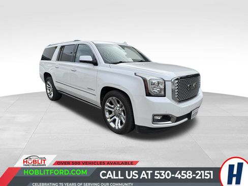 Used 2017 GMC Yukon XL Denali w/ Open Road Package AWD/4WD image 1