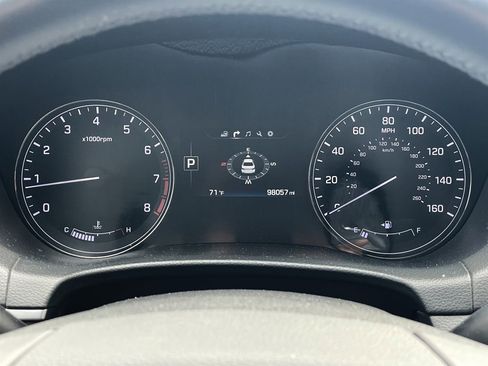 Used 2015 Hyundai Genesis 3.8 image 25