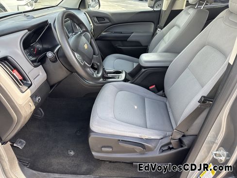 Used 2018 Chevrolet Colorado W/T w/ WT Convenience Package image 11