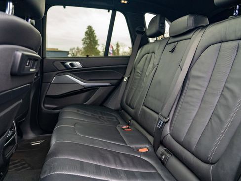 Used 2019 BMW X5 xDrive40i w/ Convenience Package image 25