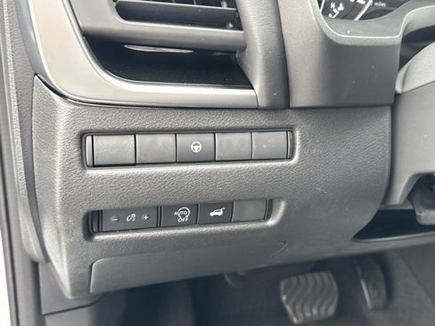 New 2025 Nissan Rogue SV image 35