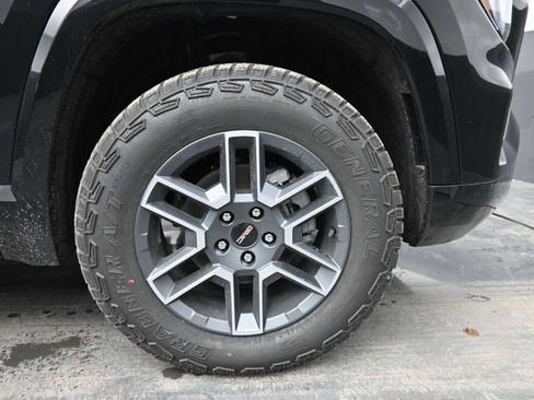 New 2026 GMC Terrain AT4 w/ Convenience Package III image 10