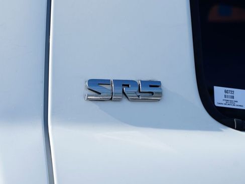 Used 2017 Toyota Tundra SR5 w/ SR5 Upgrade Package image 46