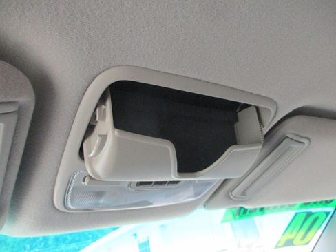 Used 2004 Honda Odyssey EX-L image 37