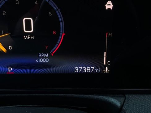 Used 2025 Chevrolet TrailBlazer LT FWD image 36