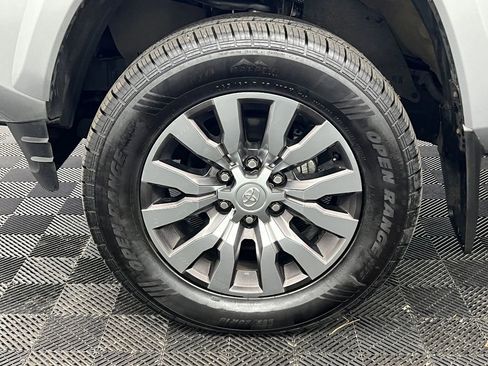 Used 2023 Toyota Tacoma Limited image 10