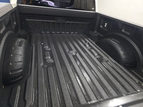 Used 2025 Ford F250 Platinum AWD/4WD image 12