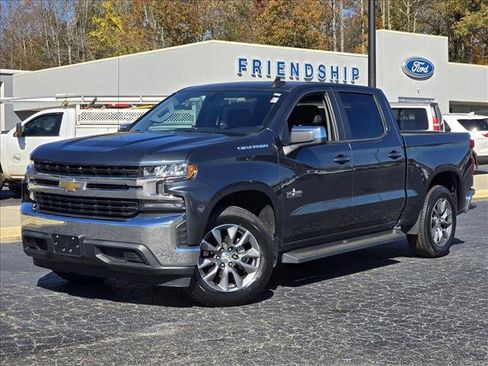 Used 2019 Chevrolet Silverado 1500 LT w/ Texas Edition image 2