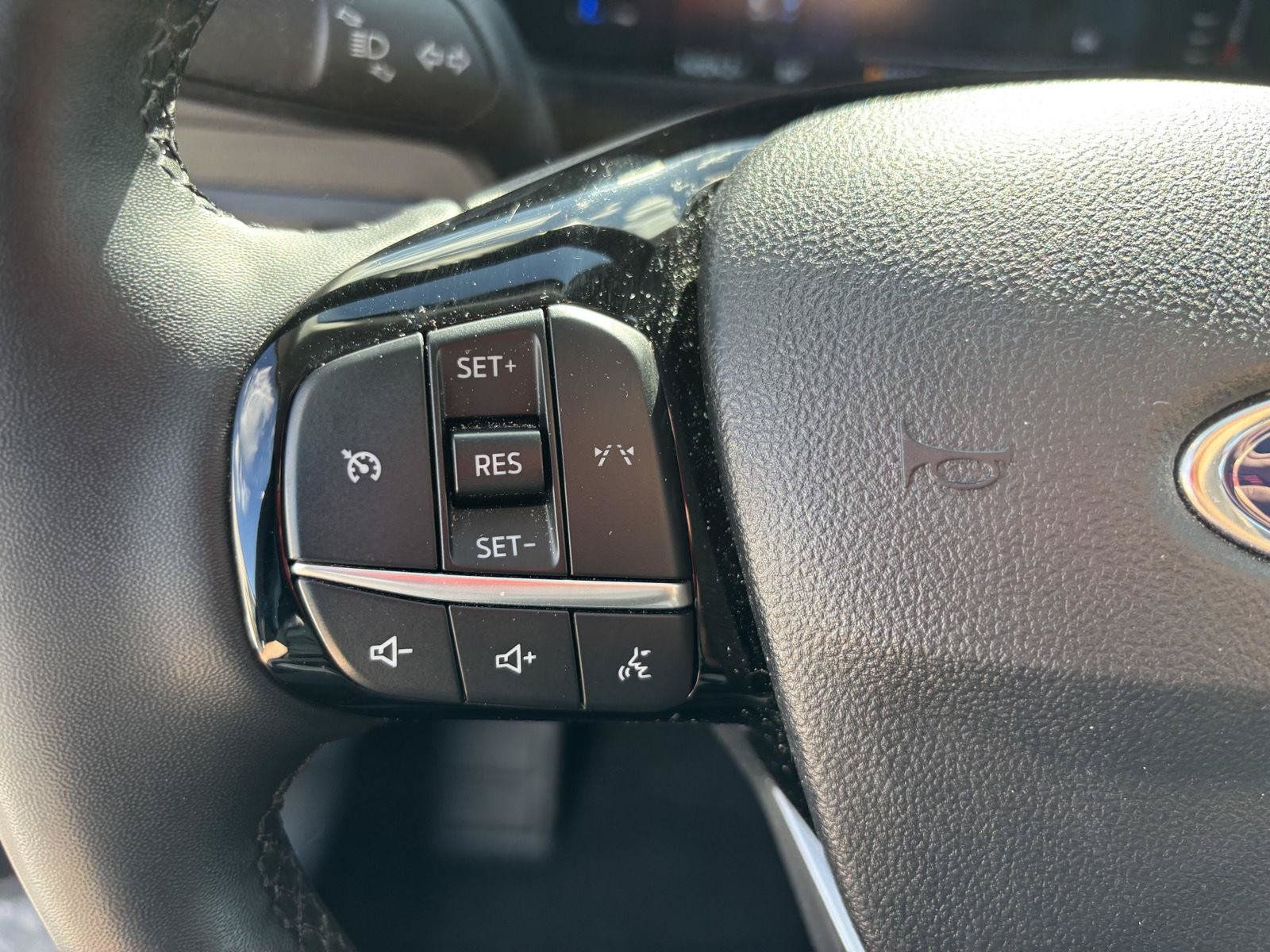 Used 2023 Ford Escape Active AWD/4WD image 21