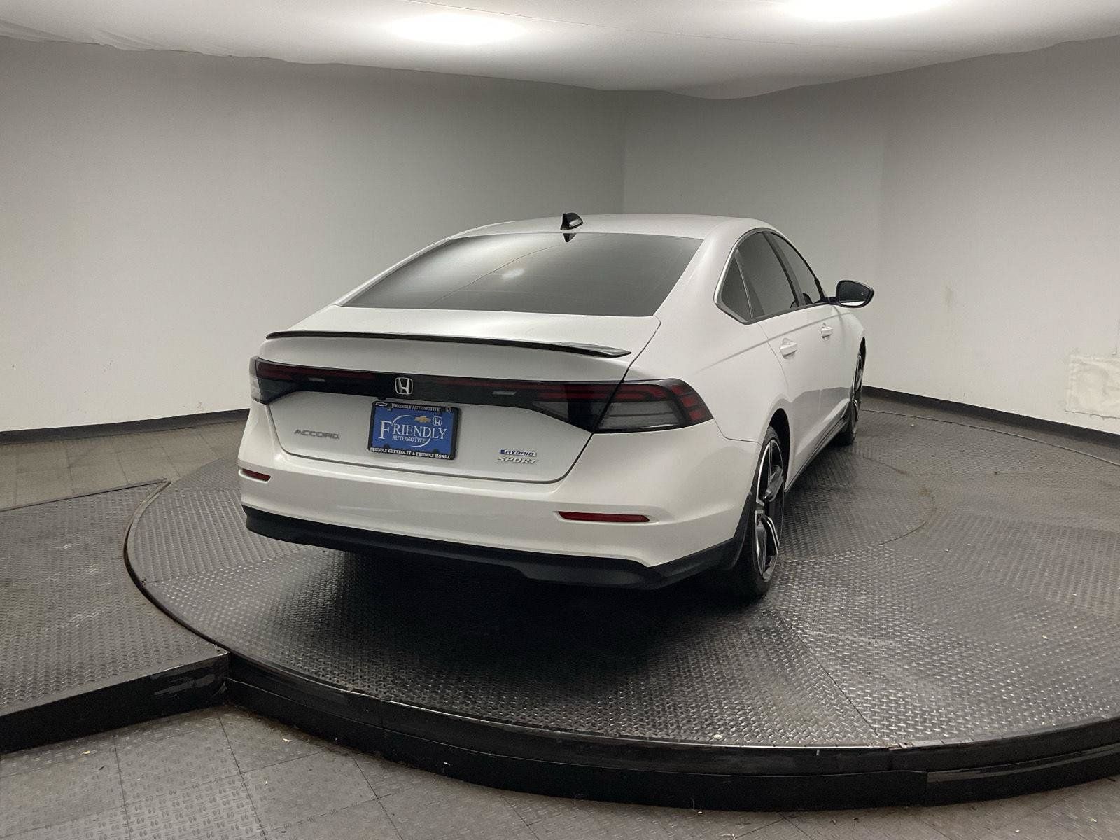 Used 2023 Honda Accord Sport image 7