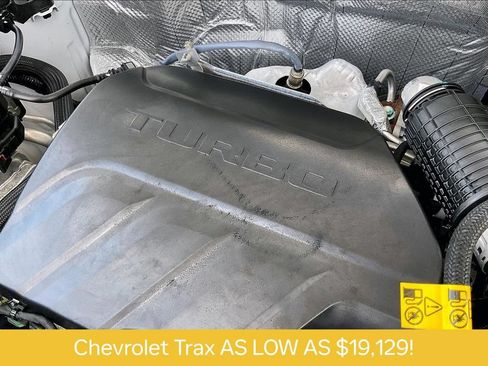 Used 2024 Chevrolet Trax LS w/ LS Convenience Package FWD image 33
