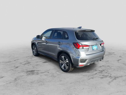 Used 2024 Mitsubishi Outlander Sport SE image 6