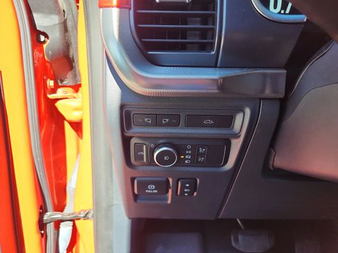 Used 2022 Ford F150 Raptor w/ Equipment Group 801A High image 10