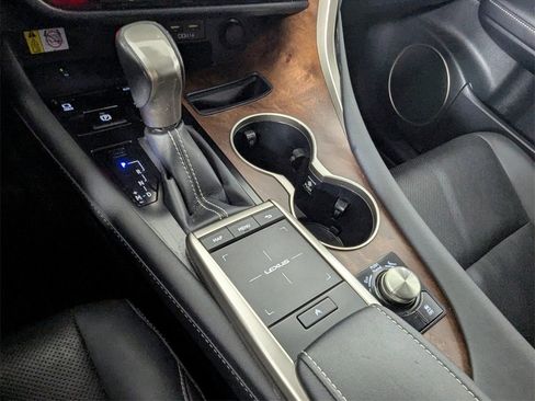 Used 2022 Lexus RX 350L FWD w/ Premium Package image 21