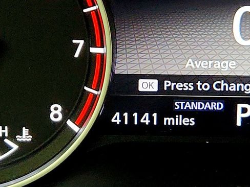 Used 2023 Nissan Rogue SL w/ SL Premium Package FWD image 16