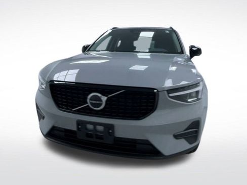 New 2026 Volvo XC40 B5 Core w/ Climate Package AWD/4WD image 20