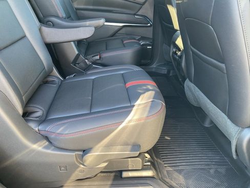 New 2026 Chevrolet Traverse RS w/ LPO, Floor Liner Package image 19