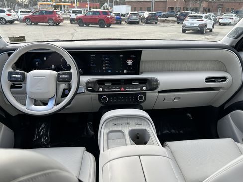 New 2026 Hyundai Palisade Calligraphy AWD/4WD image 3