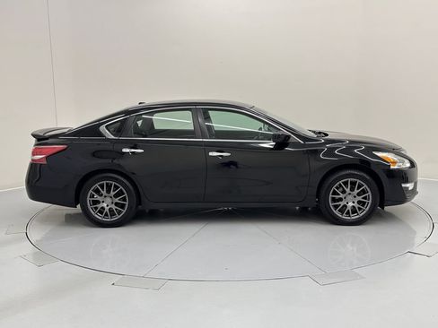 Used 2013 Nissan Altima 2.5 SV FWD image 7