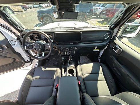 New 2025 Jeep Wrangler Sahara image 12