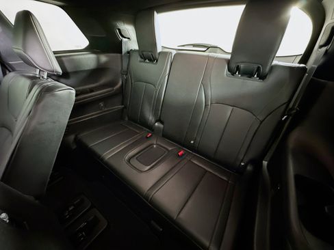 Used 2025 INFINITI QX60 Luxe w/ Black Edition AWD/4WD image 24