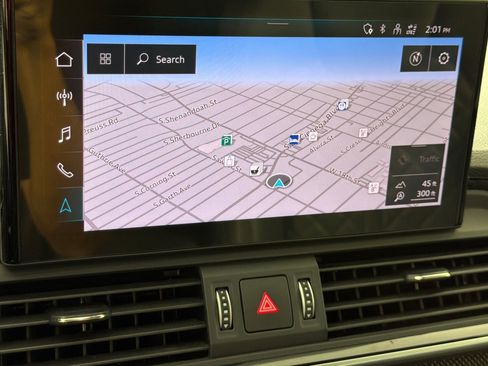 Used 2023 Audi SQ5 Prestige w/ Prestige Package AWD/4WD image 18