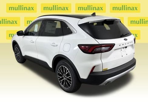 New 2025 Ford Escape SE w/ PHEV Premium Package image 8