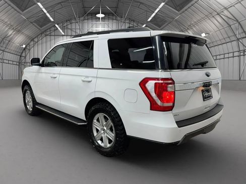Used 2019 Ford Expedition XLT w/ Equipment Group 202A AWD/4WD image 3